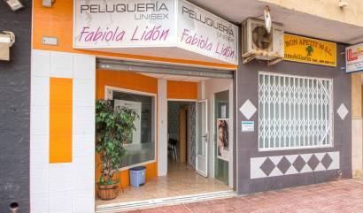 Sale - commercial property - Torrevieja - La Mata