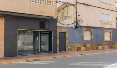 Sale - Commercial - Torrevieja - La Mata pueblo