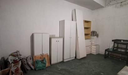 Sale - Commercial - Torrevieja - Playa de los Locos