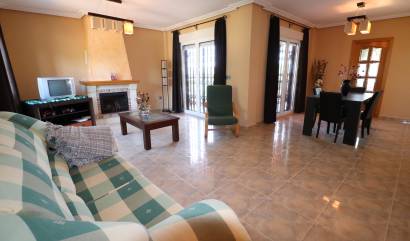 Sale - Country House - Algorfa