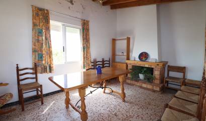 Sale - Country House - Algorfa