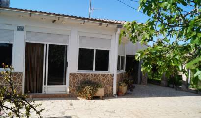 Sale - Country House - Elda