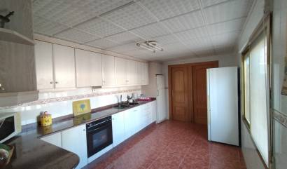 Sale - Country House - Elda