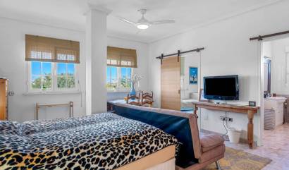 Sale - Country House - Los Montesinos