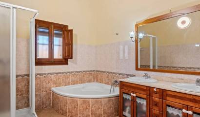 Sale - Country House - Rafal