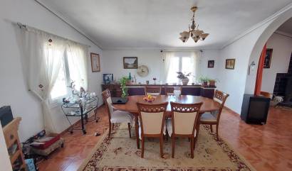 Sale - Country House - San Miguel de Salinas