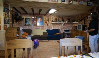 Sale - Country House - Yecla