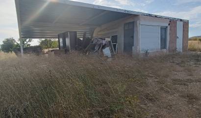 Sale - Country House - Yecla
