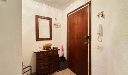Sale - Ground Floor - Torrevieja - La Mata