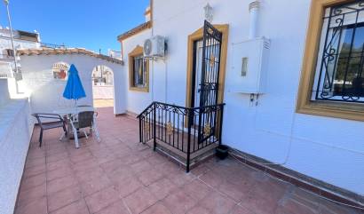 Sale - House - Entre Naranjo - Vistabella Golf