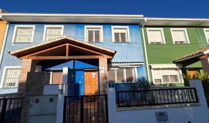 Sale - House - Torremendo