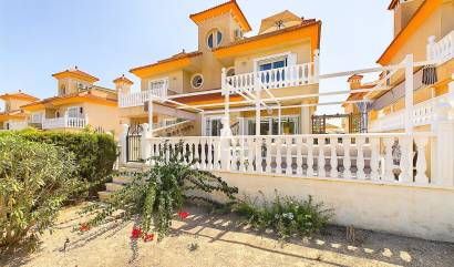 Sale - Semi Detached - Pinar de Campoverde
