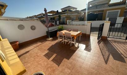 Sale - Town house / semi detached - Orihuela - Entre Naranjos Vistabella Golf