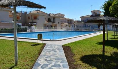 Sale - Townhouse - Orihuela Costa - Playa Flamenca