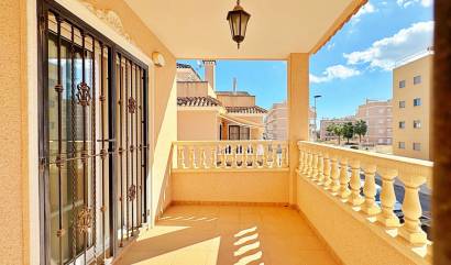 Sale - Townhouse - Orihuela Costa - Villamartín