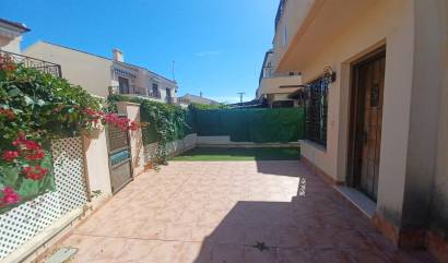 Sale - Townhouse - San Cayetano