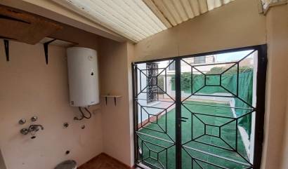 Sale - Townhouse - San Cayetano