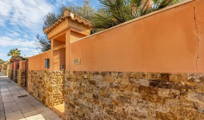 Sale - Townhouse - Torrevieja - Aguas Nuevas