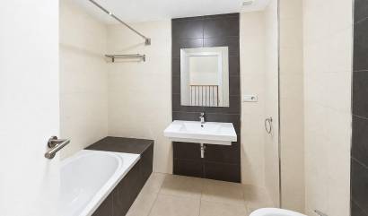 Sale - Townhouse - Torrevieja - Aguas Nuevas