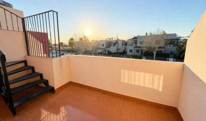 Sale - Townhouse - Torrevieja - Aguas Nuevas
