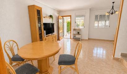 Sale - Townhouse - Torrevieja - El limonar