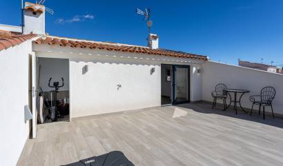 Sale - Townhouse - Torrevieja - Urbanización San Luis