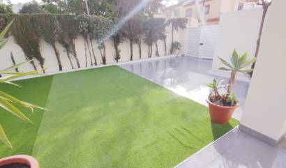 Sale - Townhouse - Torrevieja