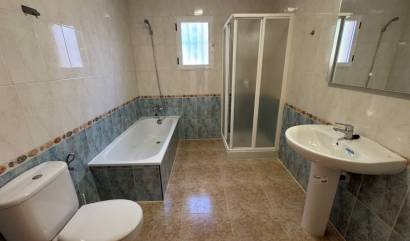 Sale - Villa - Algorfa - Montemar