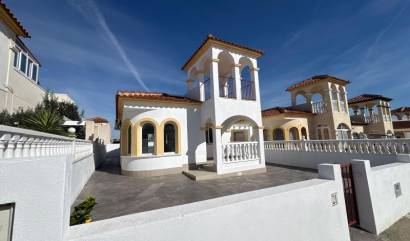 Sale - Villa - Algorfa
