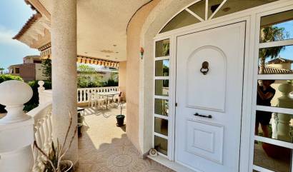 Sale - Villa - Benferri