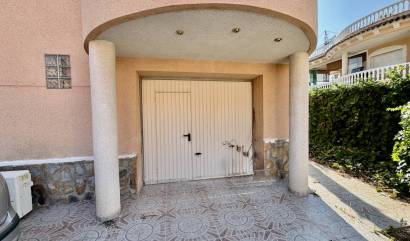 Sale - Villa - Benferri