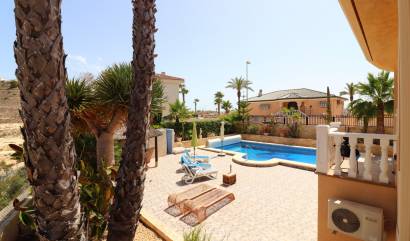 Sale - Villa - Benimar