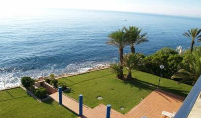 Sale - Villa - Cabo Roig