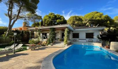 Sale - Villa - Campoamor
