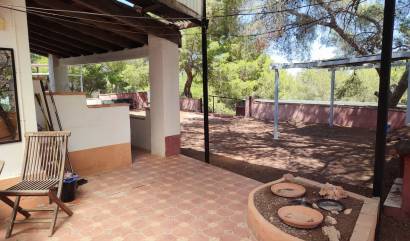 Sale - Villa - Canadas de San Pedro