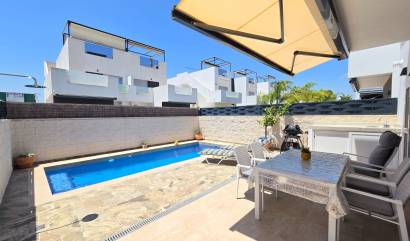 Sale - Villa * - Ciudad Quesada * - Doña Pepa *