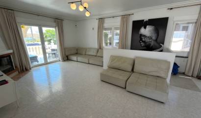 Sale - Villa - Ciudad Quesada - Urbanizaciones