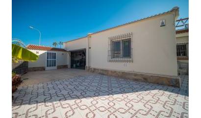 Sale - Villa - Ciudad Quesada