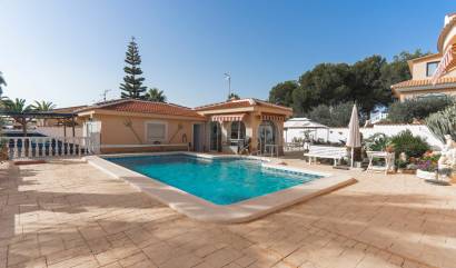 Sale - Villa - Ciudad Quesada