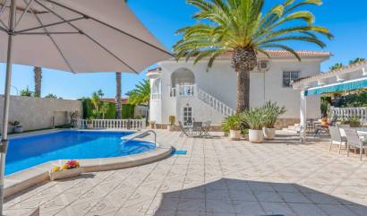 Sale - Villa - Ciudad Quesada