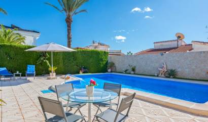 Sale - Villa - Ciudad Quesada