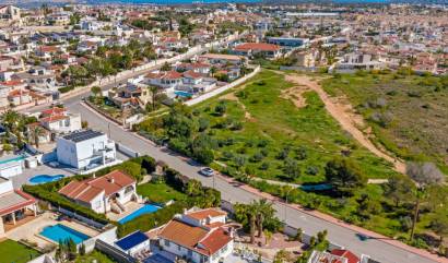 Sale - Villa - Ciudad Quesada