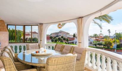Sale - Villa - Ciudad Quesada