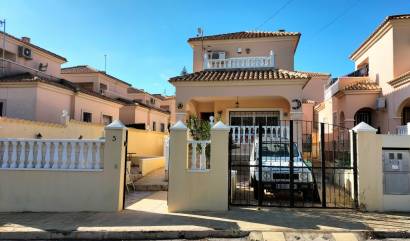 Sale - Villa - El Galan