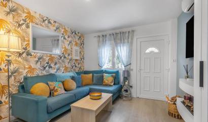 Sale - Villa - Guardamar del Segura - Urbanizaciones