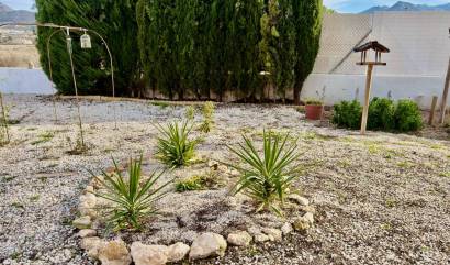 Sale - Villa - Hondón de las Nieves