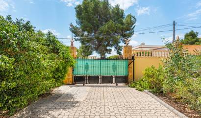 Sale - Villa - Jacarilla