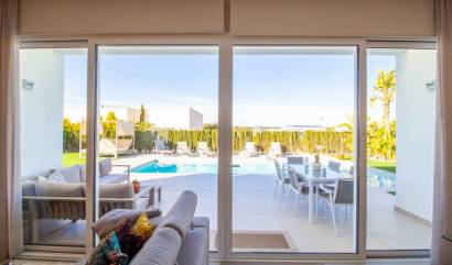 Sale - Villa - Las Colinas Golf