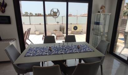 Sale - Villa - Lomas de Cabo Roig