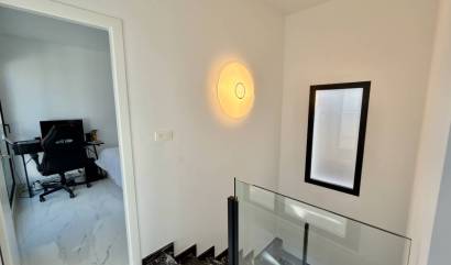 Sale - Villa - Los Montesinos - La Herrada